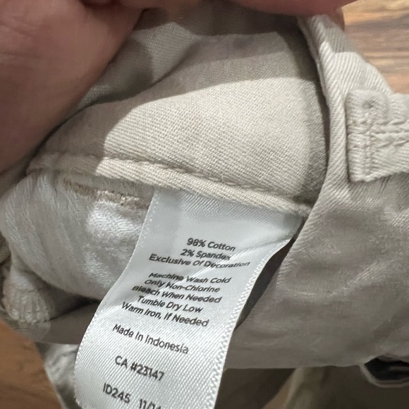 Talbots Women’s The Weekend Chinos Size 4 EUC Khakis - Picture 4 of 5